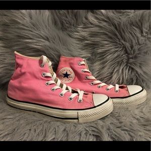 Pink Converse💕